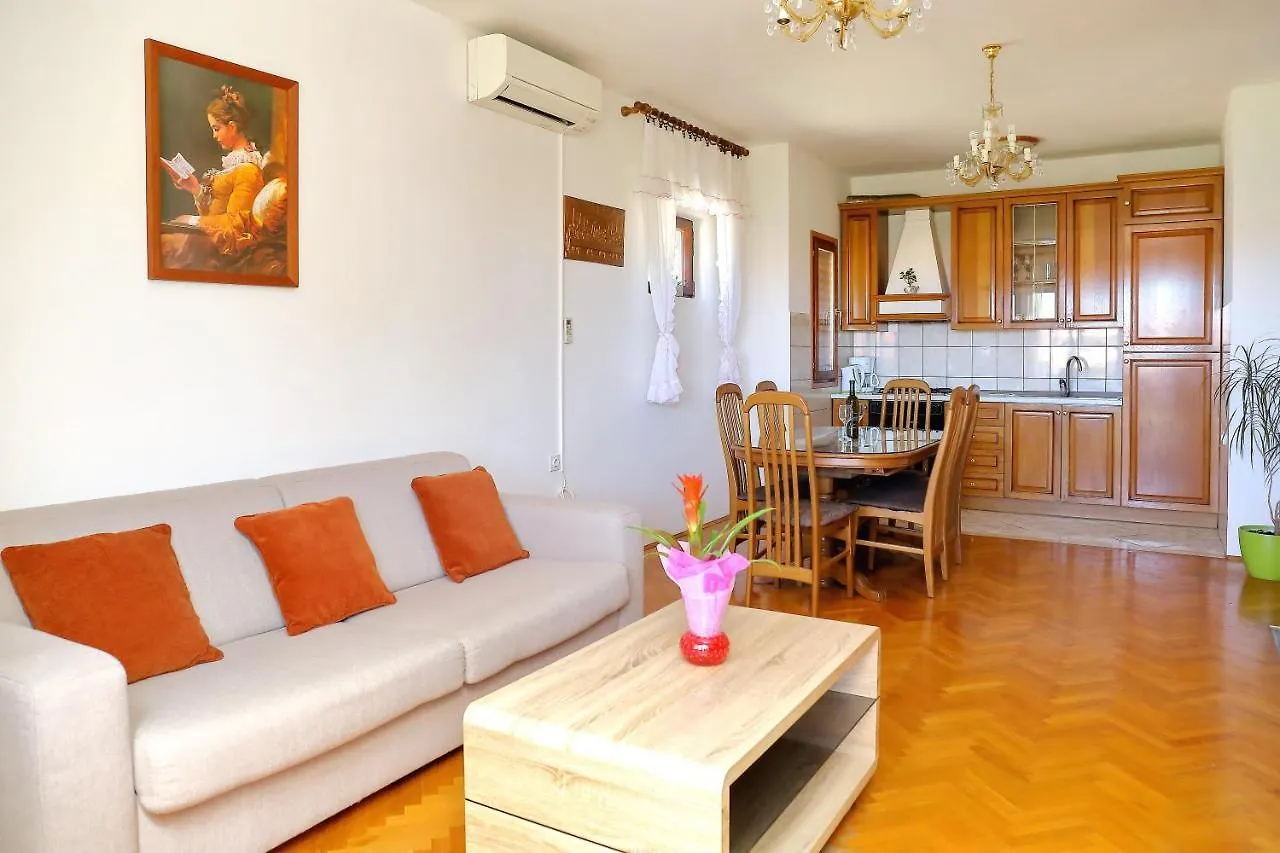 Apartmani Bruno Bibinje 0*,  Chorvatsko